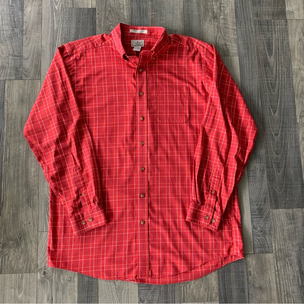 LL Bean Wrinkle Resistant Button Down Shirt
269338
Men’s Large TALL
Orange White
